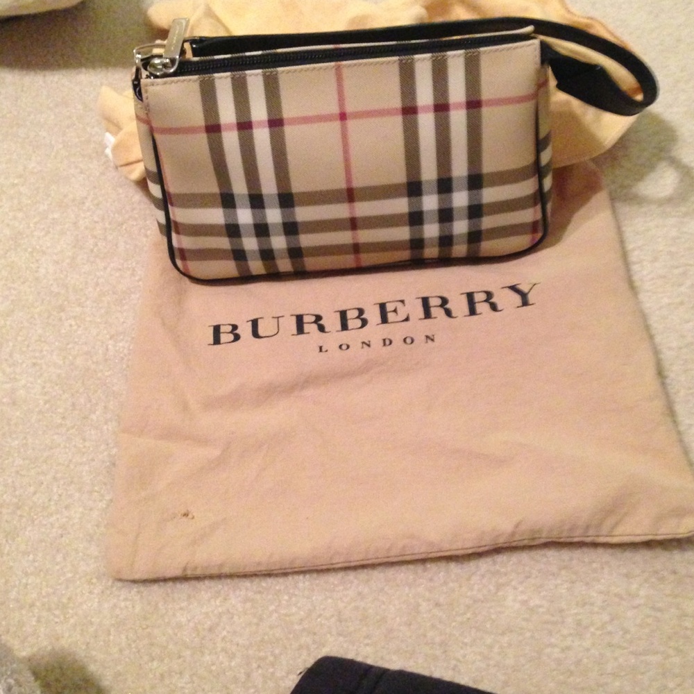Authentic Burberry handbag REDUCED!